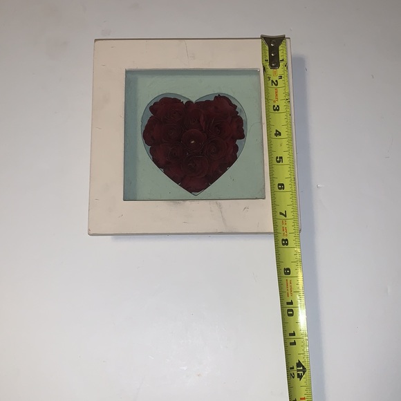 Unbranded Rose Petal Heart Wall Hanging - Picture 4 of 6